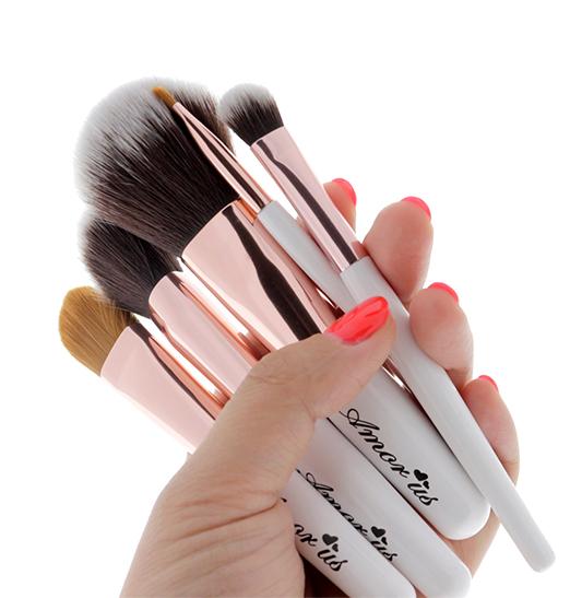  PETITE TRAVEL ESSENTIALS - 5 PIECE BRUSH SET