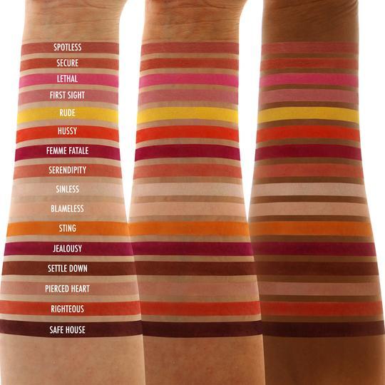  Noir Fatale - Pressed Pigment Palette