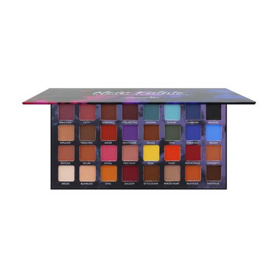 Noir Fatale - Pressed Pigment Palette