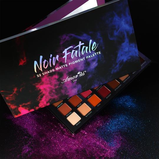  Noir Fatale - Pressed Pigment Palette